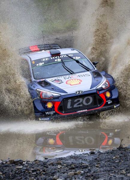 Neuville dominates as rivals falter